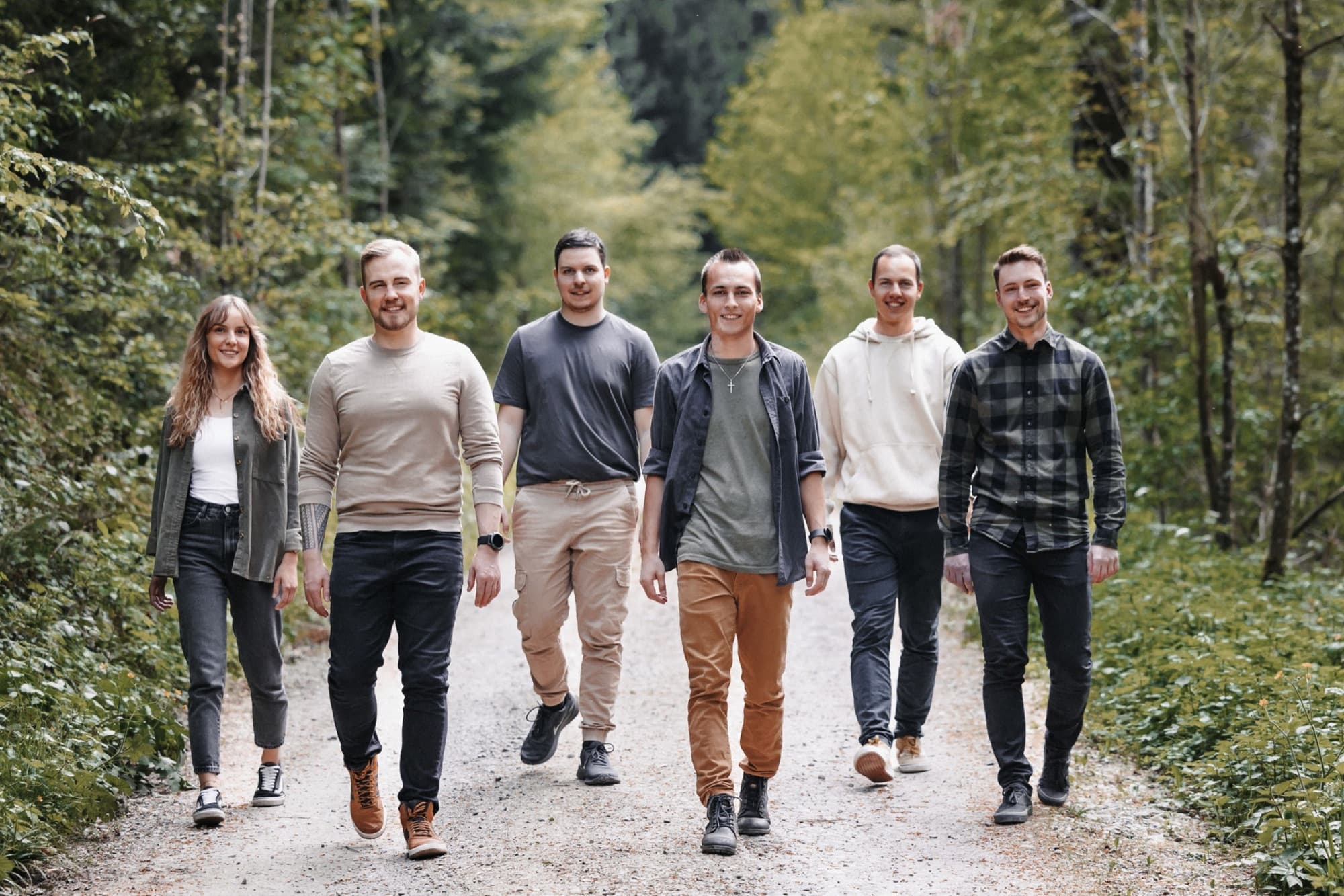 The band in the forest, front view